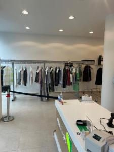 Acheter Commerce Nanterre