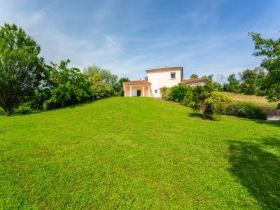 For sale CENTRE DU VILLAGE 6 rooms 134 m2 Rhone (69210) photo 0