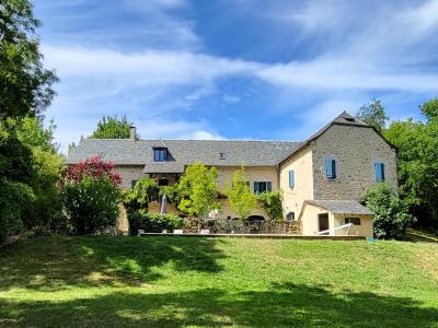 For sale Lunac 12 rooms 327 m2 Aveyron (12270) photo 0