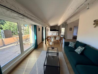 Louer Appartement Beaurecueil 1360 euros