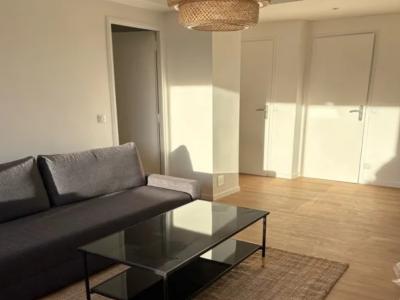 Louer Appartement 52 m2 Beaurecueil