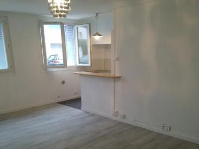For rent Marseille-8eme-arrondissement 2 rooms 35 m2 Bouches du Rhone (13008) photo 0