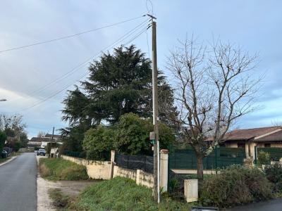 Acheter Terrain 551 m2 Montussan