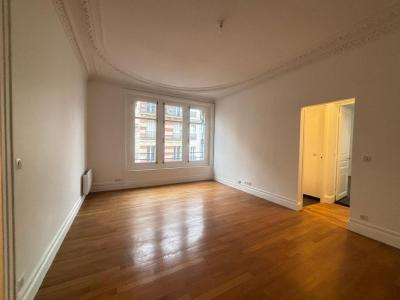 For rent Paris-2eme-arrondissement 2 rooms 61 m2 Paris (75002) photo 0
