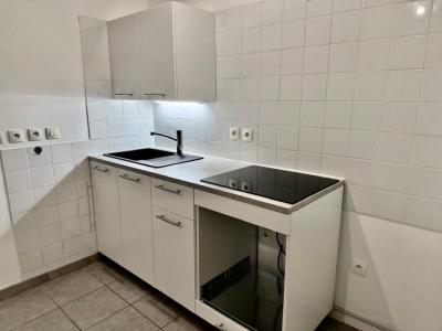 For rent Roanne 3 rooms 44 m2 Loire (42300) photo 1