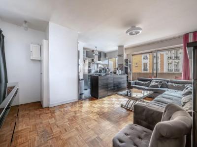 For sale Paris-18eme-arrondissement 3 rooms 61 m2 Paris (75018) photo 0
