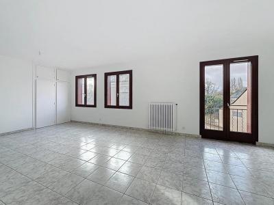 Acheter Appartement 103 m2 Ballan-mire