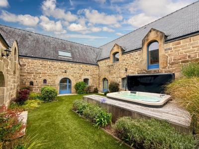 For sale Melrand 10 rooms 377 m2 Morbihan (56310) photo 0
