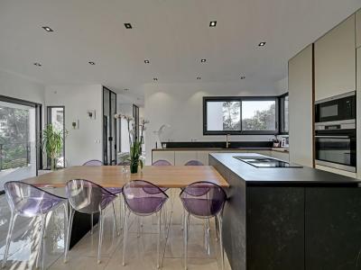 Acheter Prestige Nimes 1875000 euros