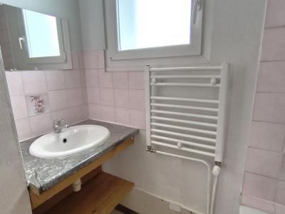 Louer Appartement Reze 585 euros