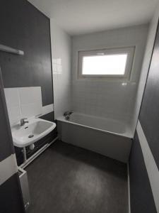 Louer Appartement Chaumont 684 euros