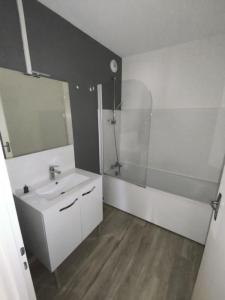 For rent Chaumont 3 rooms 73 m2 Haute marne (52000) photo 4