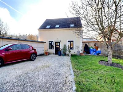 For sale Mouy 5 rooms 64 m2 Oise (60250) photo 4