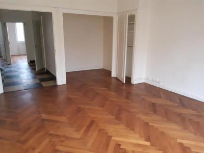 Louer Appartement 94 m2 Lyon-7eme-arrondissement