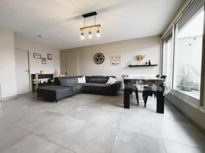 For sale Villard-bonnot 4 rooms 77 m2 Isere (38190) photo 0