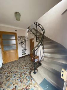 For rent Creusot 5 rooms 114 m2 Saone et loire (71200) photo 3