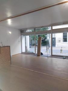 Louer Commerce 38 m2 Avignon