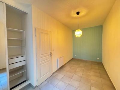 Louer Appartement Marseille-1er-arrondissement 730 euros