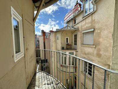 For sale Lyon-2eme-arrondissement 2 rooms 56 m2 Rhone (69002) photo 4