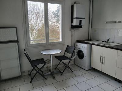 For sale SECTEUR HOPITAL 3 rooms 57 m2 Aube (10120) photo 2