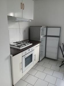 For sale SECTEUR HOPITAL 3 rooms 57 m2 Aube (10120) photo 3