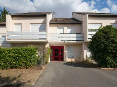 Annonce Location 4 pi�ces Appartement Saint-germain-du-puy 18