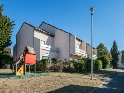 Louer Appartement Saint-germain-du-puy 631 euros