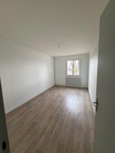 Louer Appartement 70 m2 Marseilles-les-aubigny