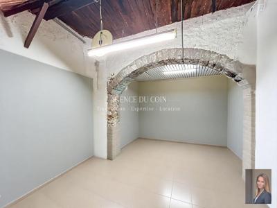 Acheter Local commercial Muy 160000 euros