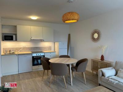 Louer Appartement 57 m2 Ennery