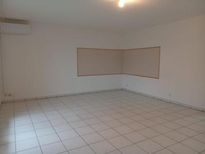 Louer Appartement Lespinasse 838 euros