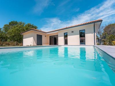 For sale Saint-aubin-de-medoc 5 rooms 123 m2 Gironde (33160) photo 0