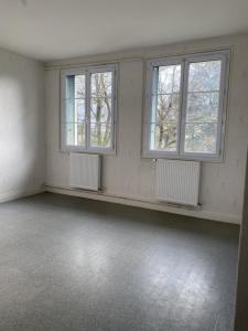 For rent Issoudun 3 rooms 81 m2 Indre (36100) photo 0