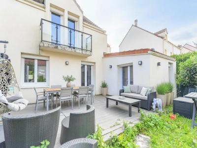 Acheter Maison 126 m2 Emerainville