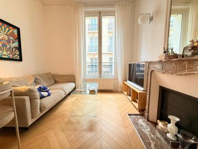 For sale Paris-17eme-arrondissement 2 rooms 32 m2 Paris (75017) photo 0
