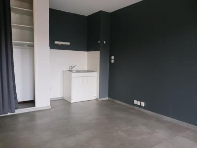 For rent Lons-le-saunier 2 rooms 34 m2 Jura (39000) photo 0