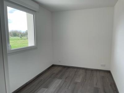 Louer Appartement Rosenau 925 euros