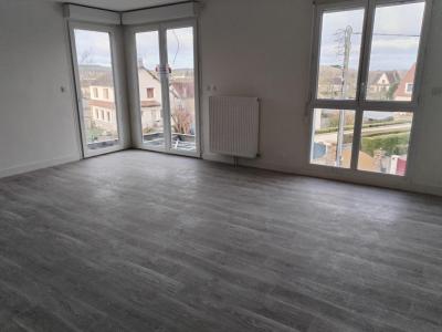Annonce Location 4 pi�ces Appartement Saint-clement 89