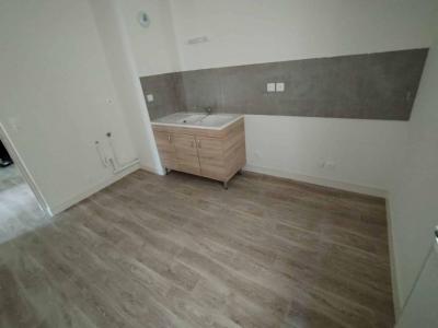 Louer Appartement Saint-clement 620 euros