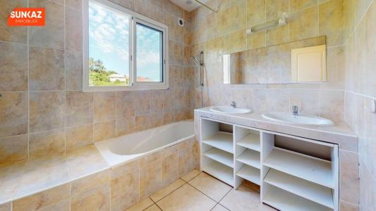 Acheter Maison Etang-sale 232100 euros