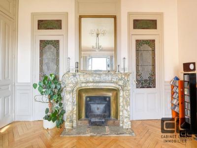 For sale Lyon-9eme-arrondissement 6 rooms 198 m2 Rhone (69009) photo 1