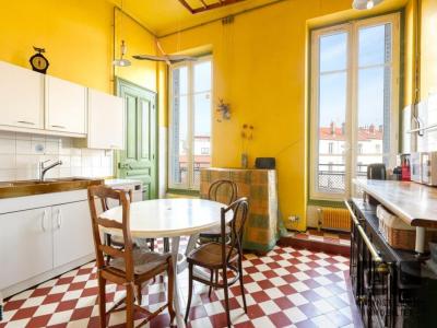 For sale Lyon-9eme-arrondissement 6 rooms 198 m2 Rhone (69009) photo 2
