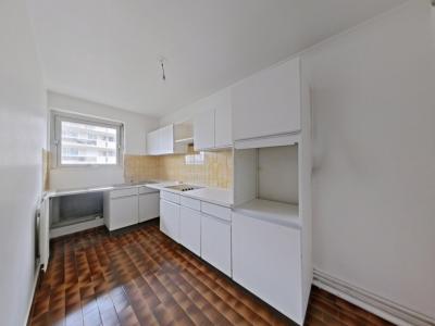 Louer Appartement Paris-12eme-arrondissement 2000 euros