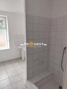 For rent Luynes 4 rooms 86 m2 Bouches du Rhone (13080) photo 2