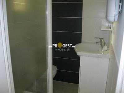 For rent Fuveau 2 rooms 35 m2 Bouches du Rhone (13710) photo 3