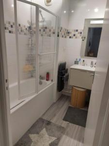 For sale Deville-les-rouen 3 rooms 54 m2 Seine maritime (76250) photo 4