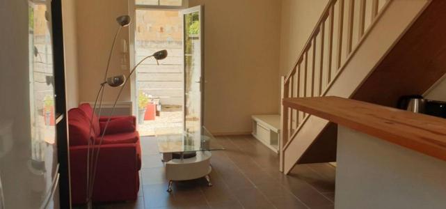 For rent Bordeaux 3 rooms 53 m2 Gironde (33000) photo 0