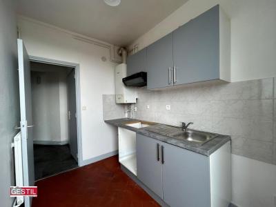 Louer Appartement Ennery 890 euros