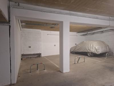 Louer Parking 12 m2 Pertuis