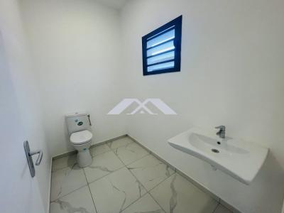 Louer Bureau 48 m2 Saint-pierre